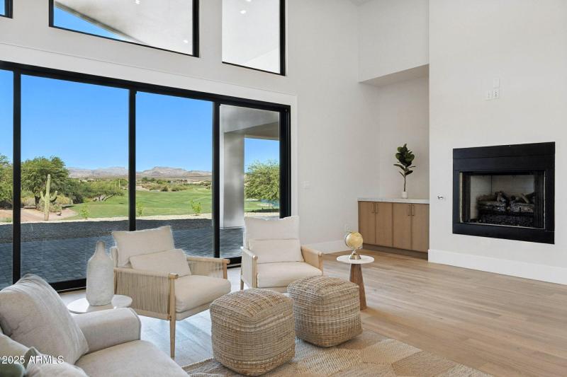 48-web-or-mls-South Veronica-48