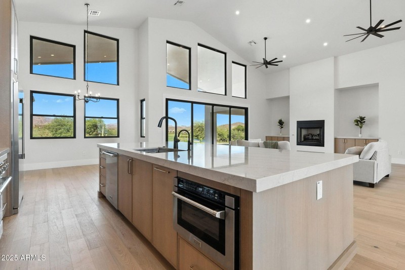 65-web-or-mls-South Veronica-65