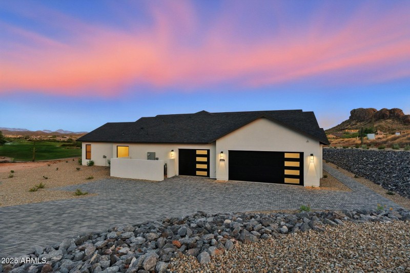 123-web-or-mls-South Veronica-123