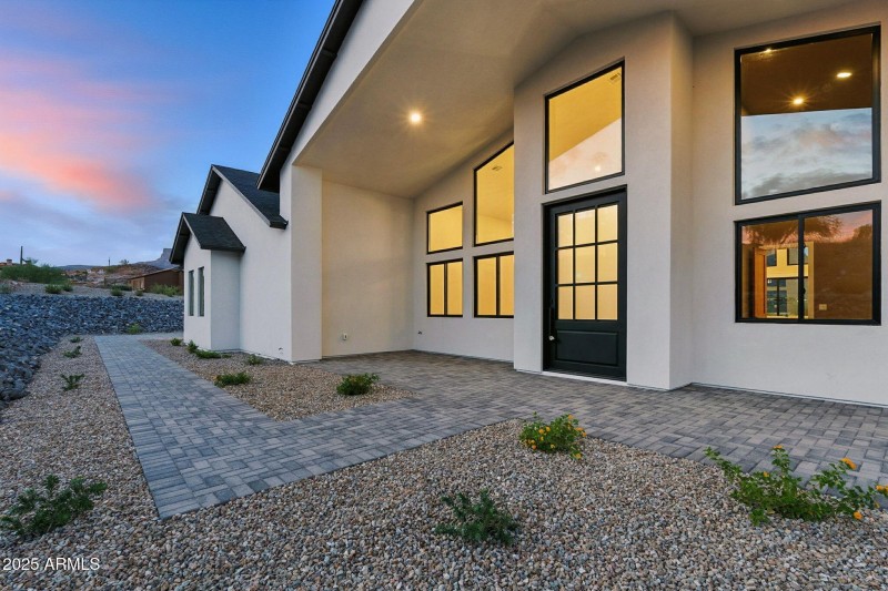 129-web-or-mls-South Veronica-129