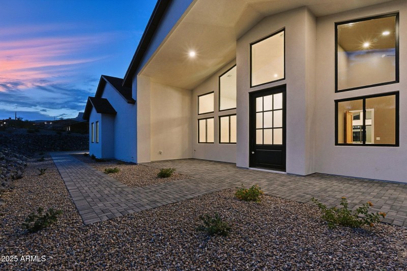 151-web-or-mls-South Veronica-151