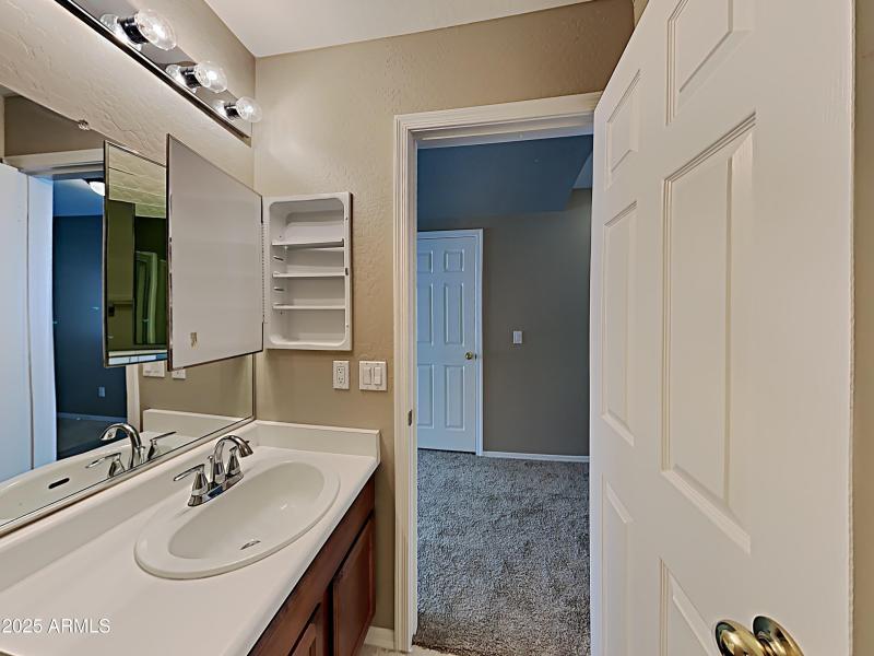 1004915.8559 W Jocelyn Terrace_5