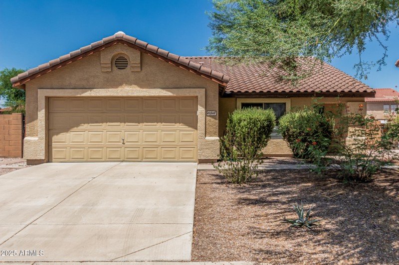 10548 E Balmoral Ave