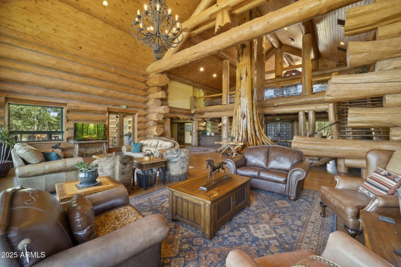 21-web-or-mls-FA9A8937