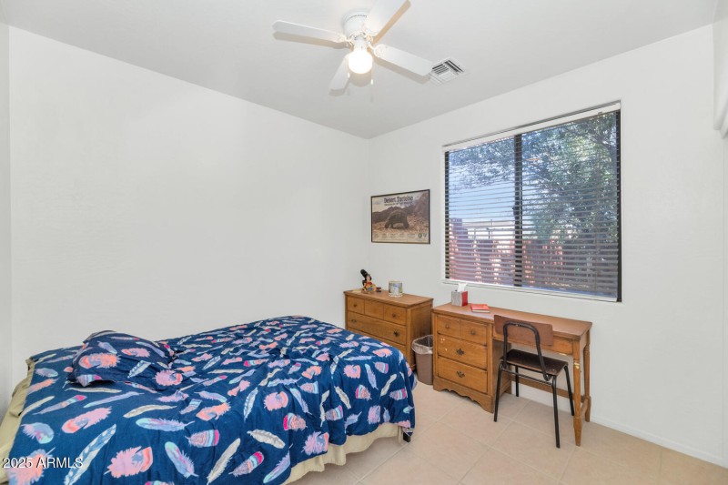 27324 N 219th Ave-large-024-024-27324 N