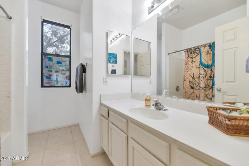 27324 N 219th Ave-large-026-049-27324 N