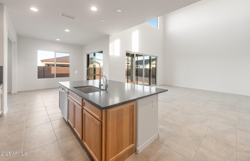 Kitchen/Cafe/Gathering Room