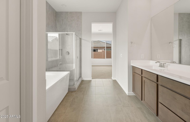 Owners Bath