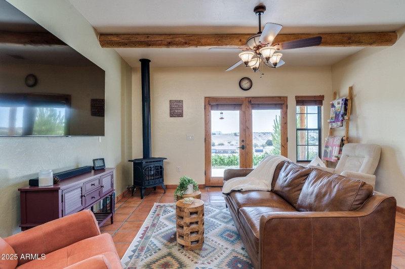 33-web-or-mls-Harvest Dr-13