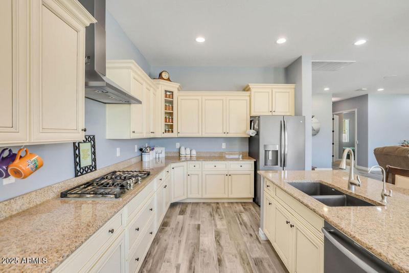 Staggered Cream ColoredCabinets