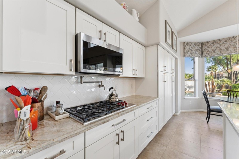 18-Wolf 36" Gas Range