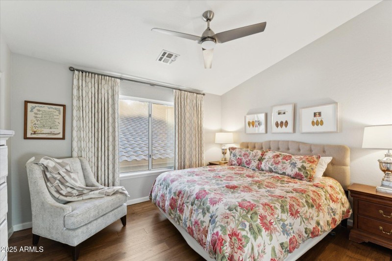 33-Bedroom 2