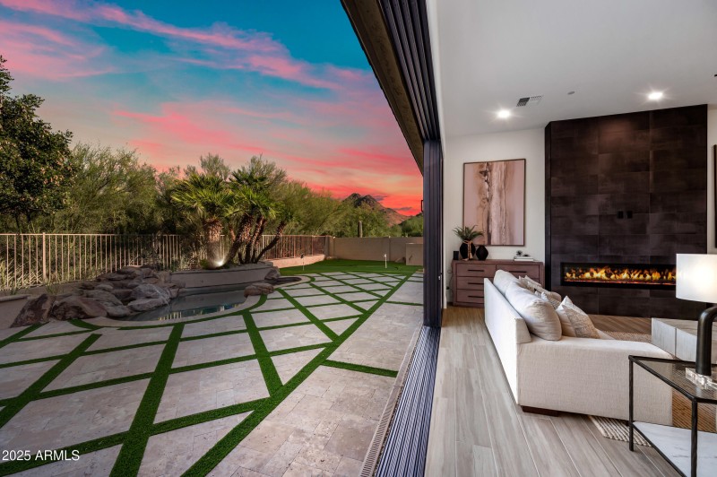 ocupix-24667N116thSt-VTC-2