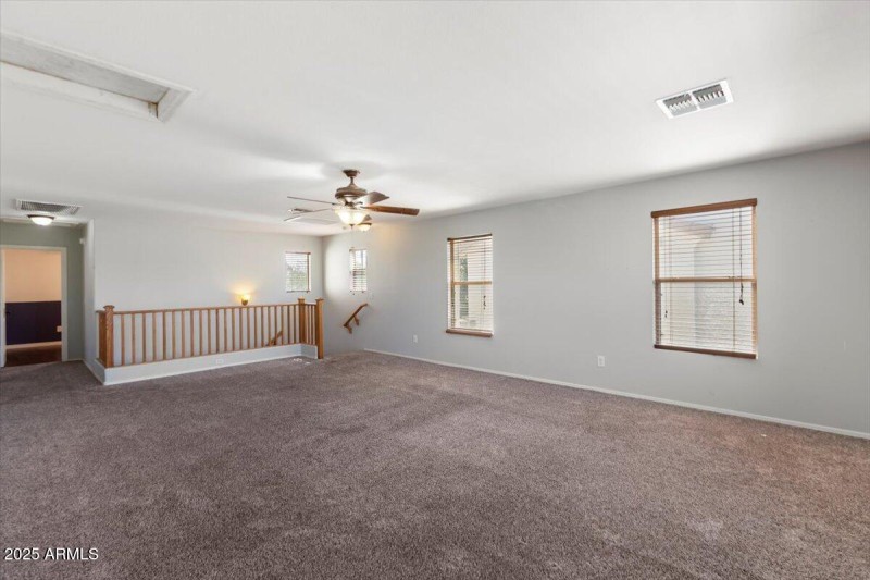 23-1312 E Clifton Ave