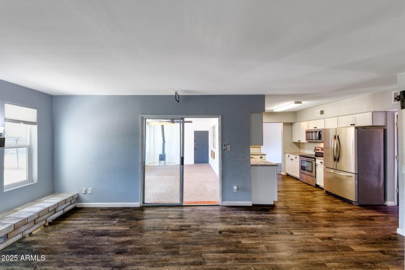 092183-1781 East Driftwood Circle