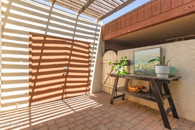 Courtyard with Pergo