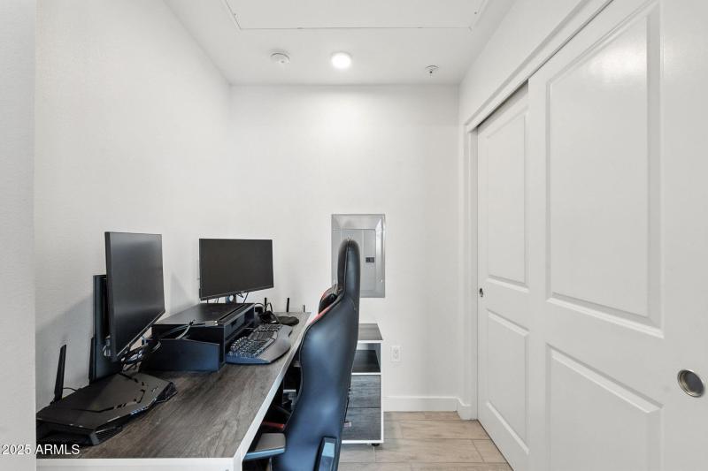 Flex Space Perfect for Home Office