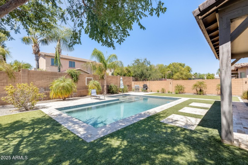 Great Backyard to Entertain!