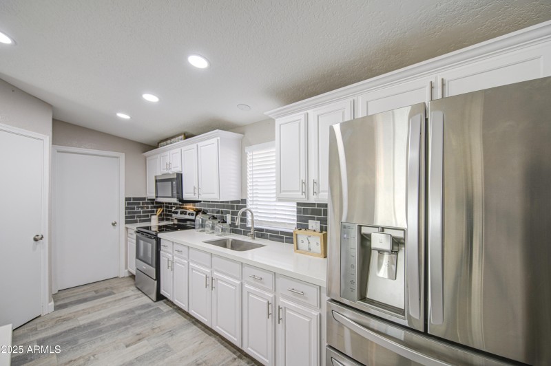Kitchen 6