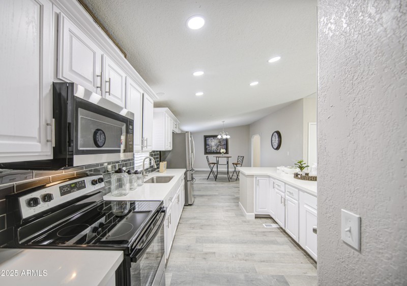 Kitchen 9