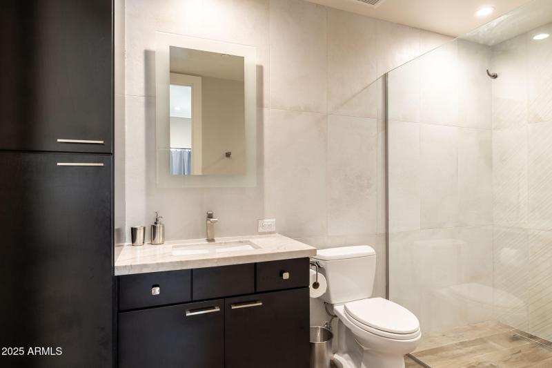 39-web-or-mls-6525-e-cave-creek-rd-31