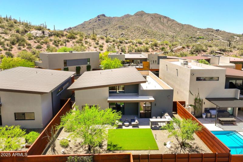 50-web-or-mls-6525-e-cave-creek-rd-31