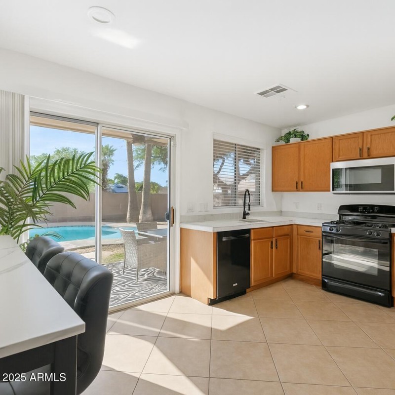 86e6ecf9-3fc3-452d-b9c0-9792d6b27601