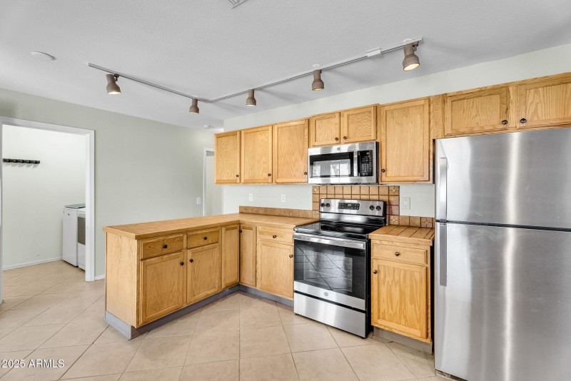 12-web-or-mls-Desert-11