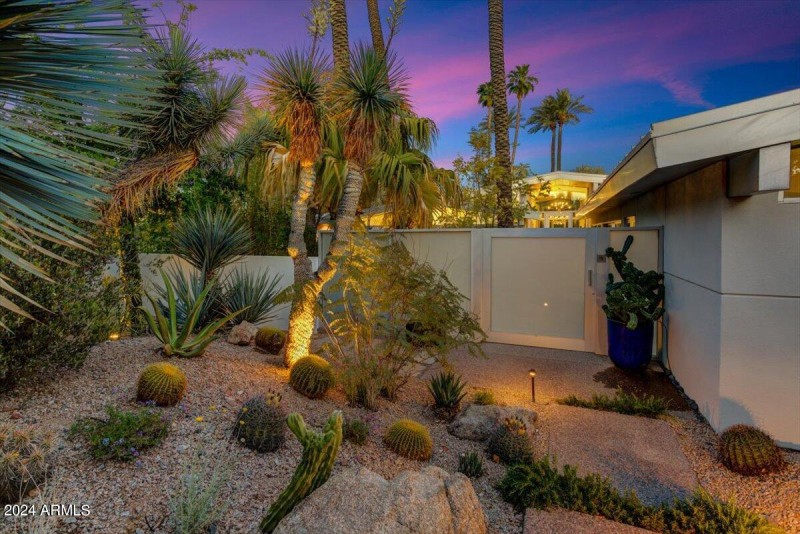 Gated Entry to Front Patio