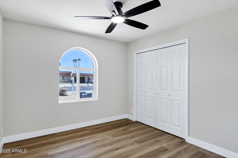 2016 E Elmwood St-19