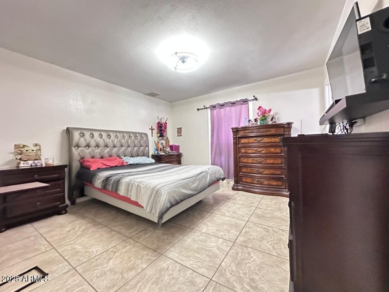 3ae72c85-7a7e-445a-92ab-56787e41d1f4