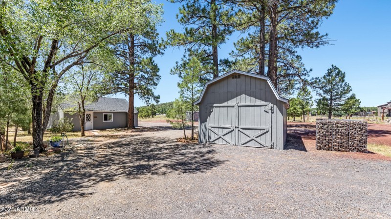 Shed
