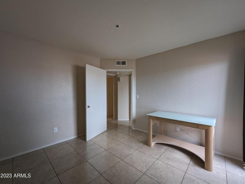 12123 W BELL RD #106