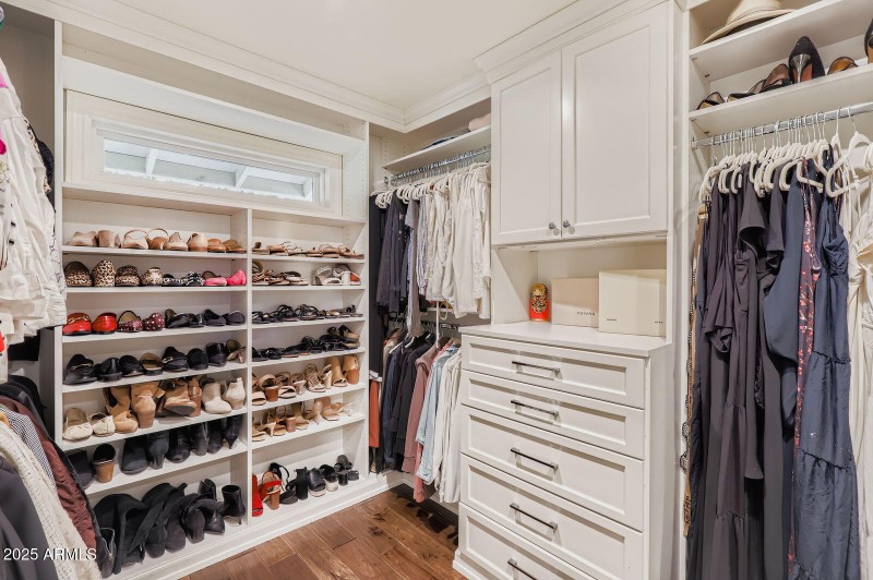 Walk-in closet