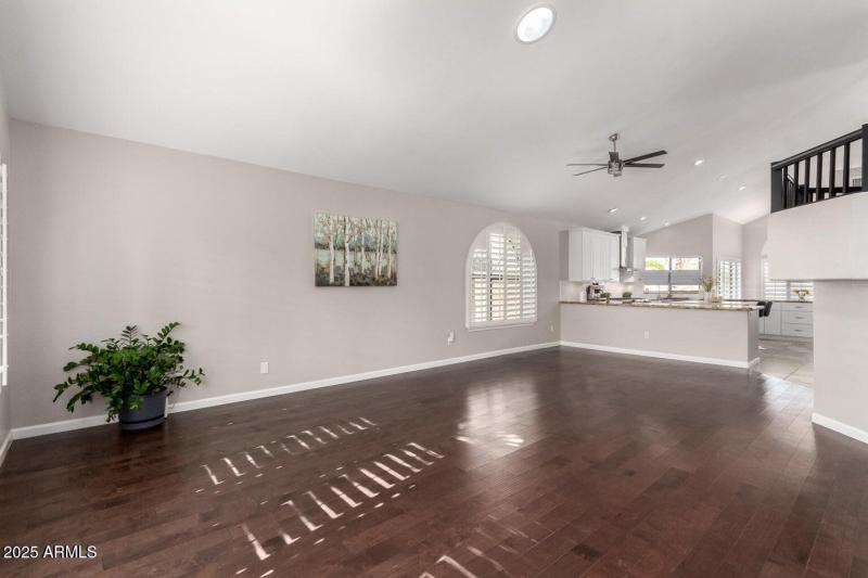 20250419205529612522000000-o