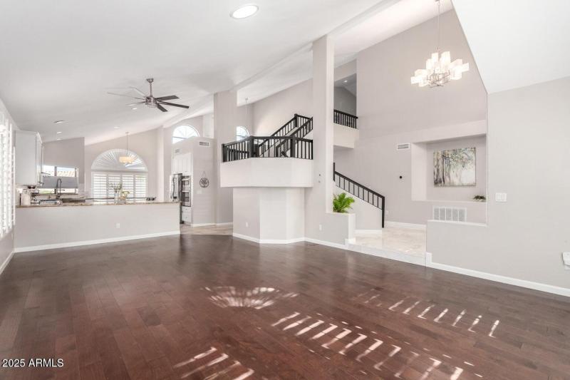 20250419205551983384000000-o