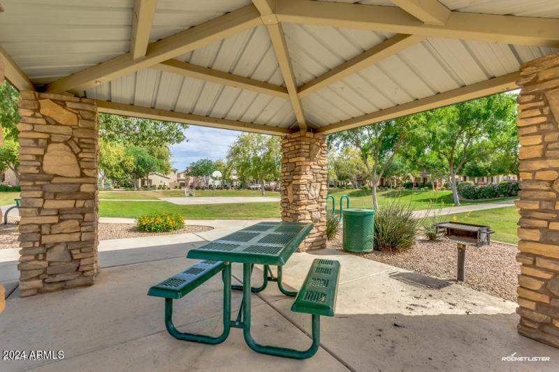 20180918230133303372000000-o