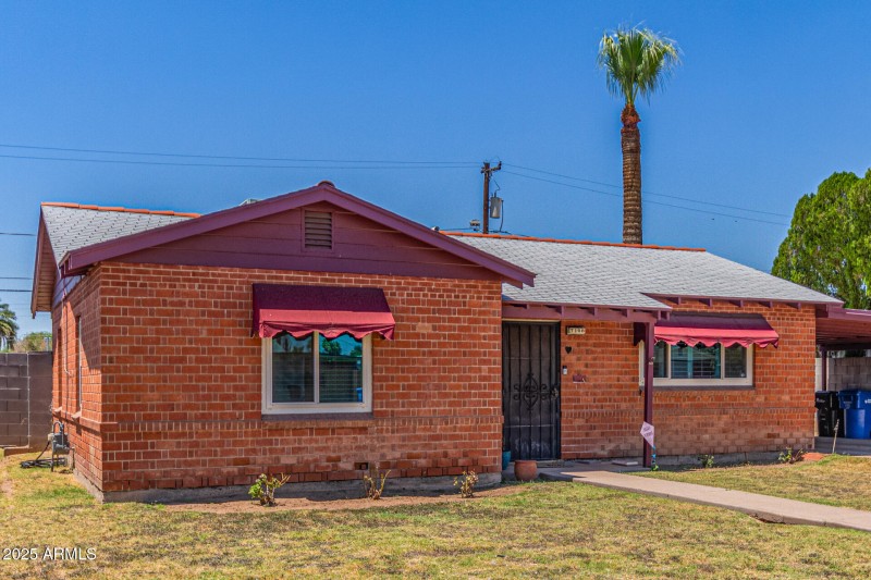 Irrigated Front Yard