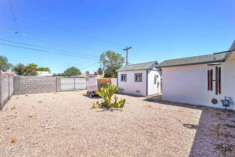 12005 N 113th Ave-18