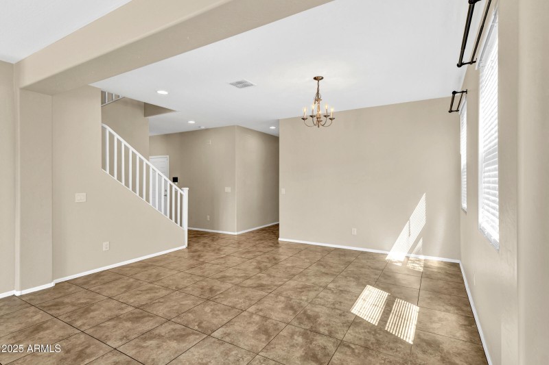 2075 W Bennett Way-10