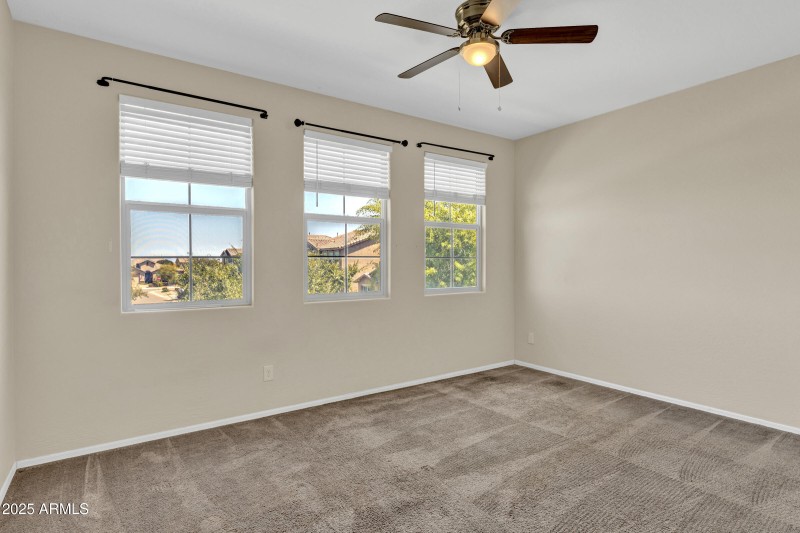 2075 W Bennett Way-24