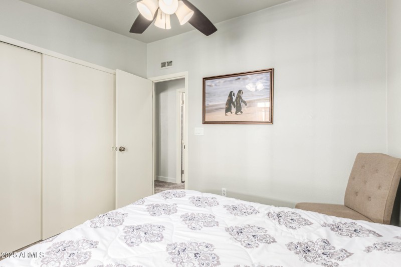 2nd bedroom