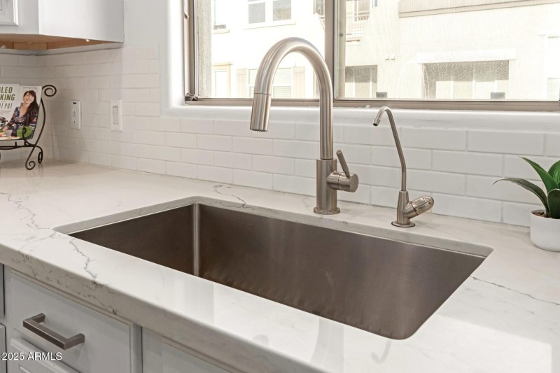 Large farmhouse sink