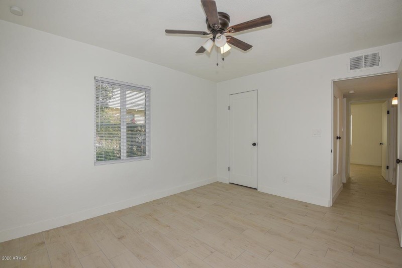 2nd Bedroom2