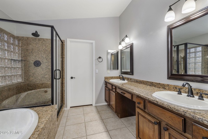 Main Suite Bathroom