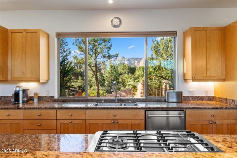 14-Kitchen