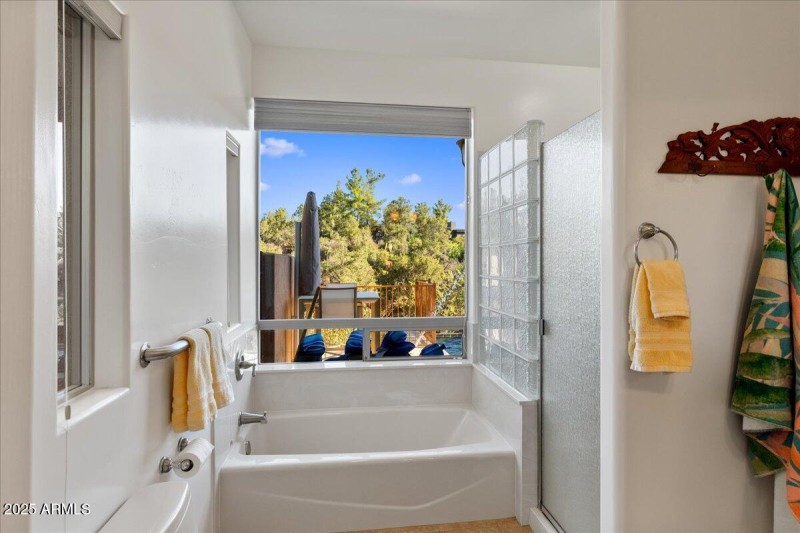 21-2ND BATH