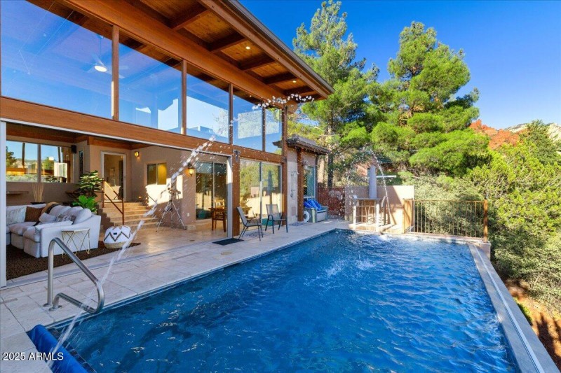 31-Pool