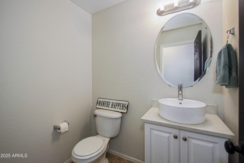 Powder room
