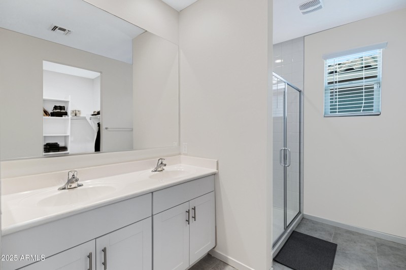 5642 W Rainwater Dr-22